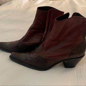 ♥️Franco Sarto Two Tone Booties